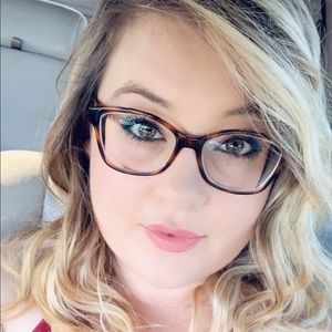 Meet your Posher, Savannah